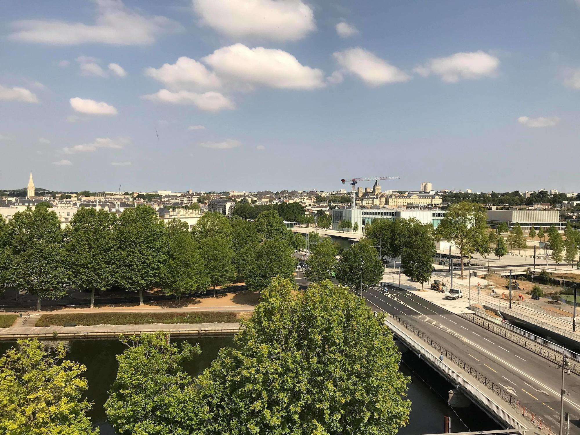Ibis Styles Caen Centre Gare Hotel Екстериор снимка