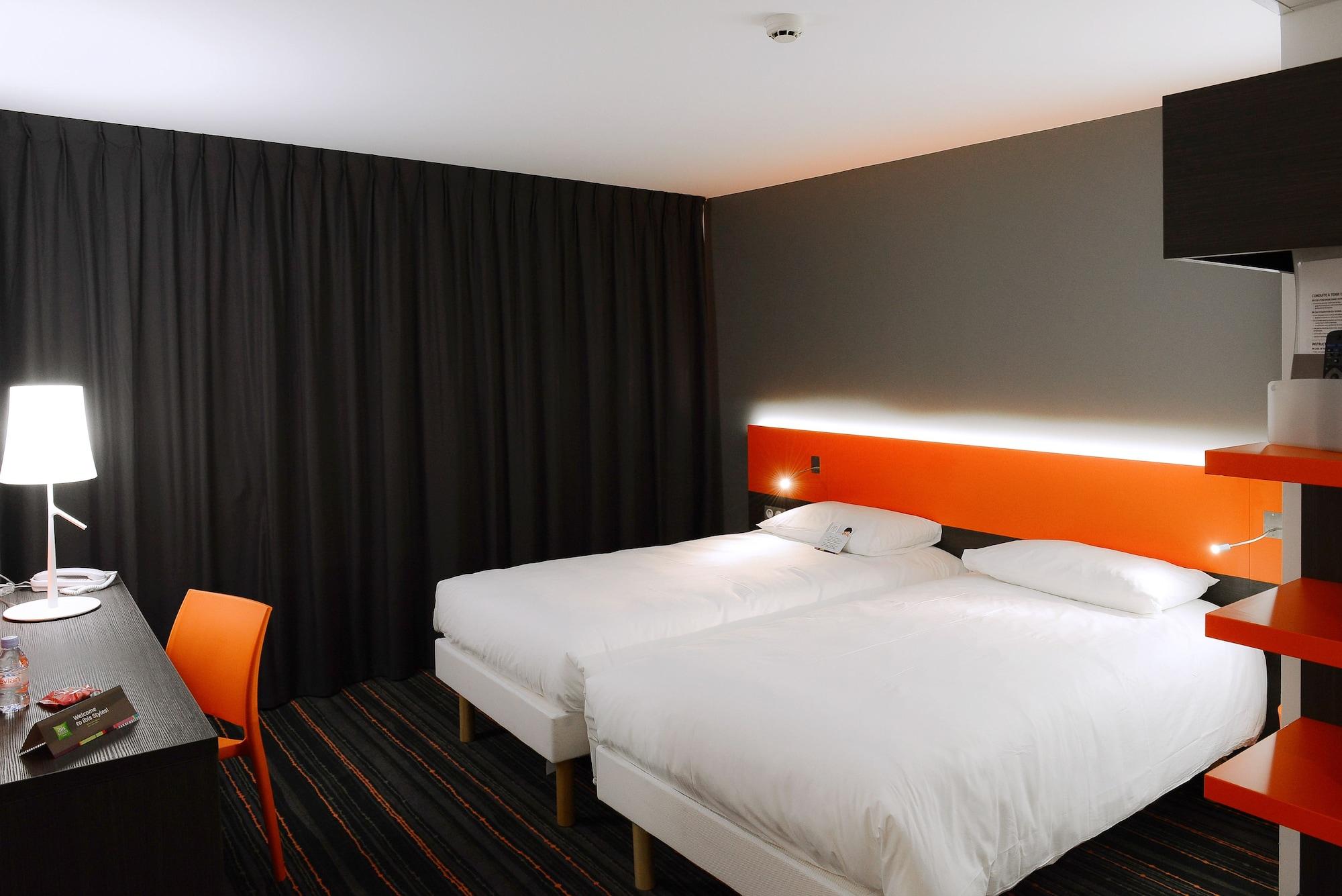 Ibis Styles Caen Centre Gare Hotel Екстериор снимка