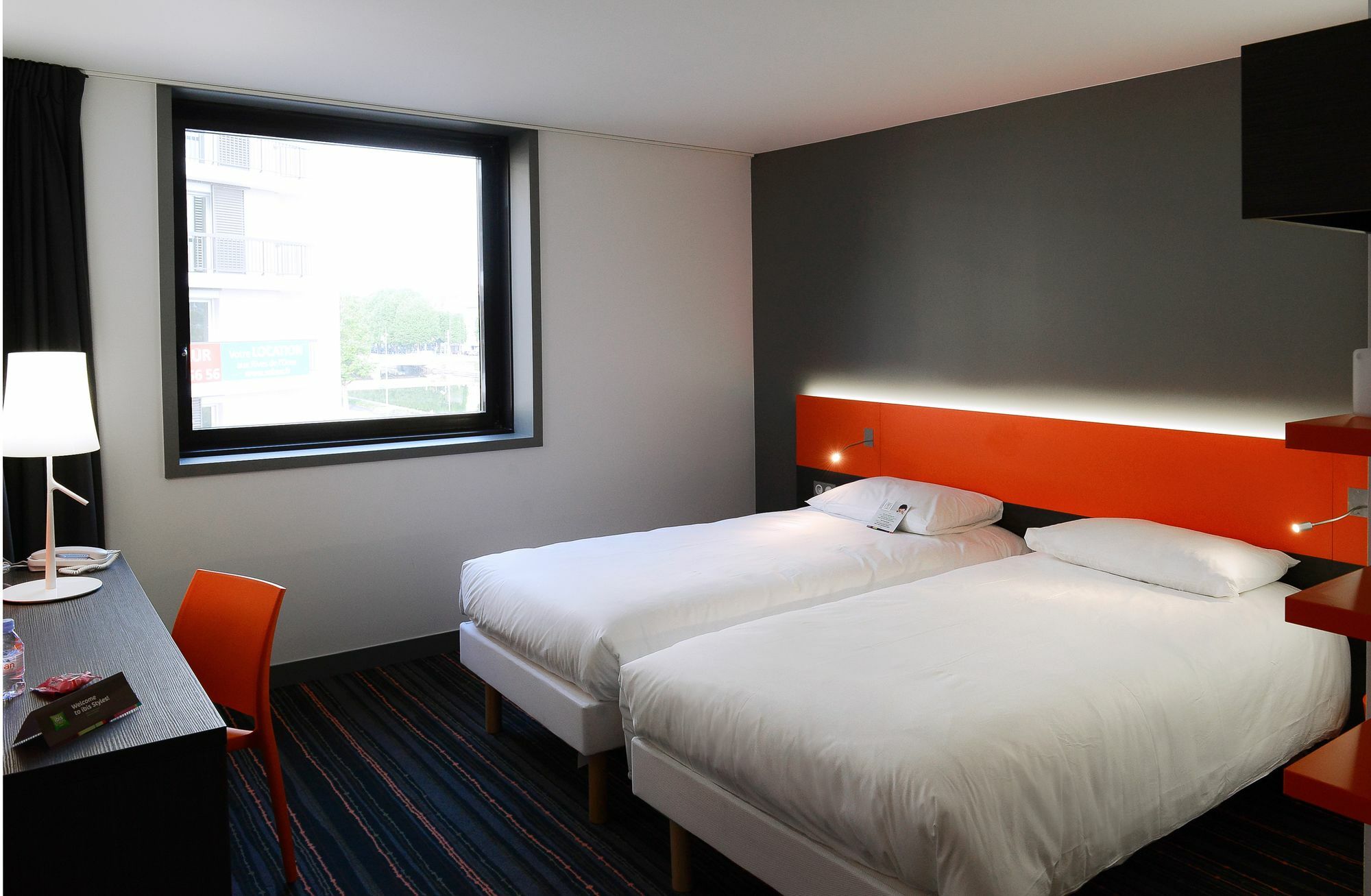 Ibis Styles Caen Centre Gare Hotel Екстериор снимка